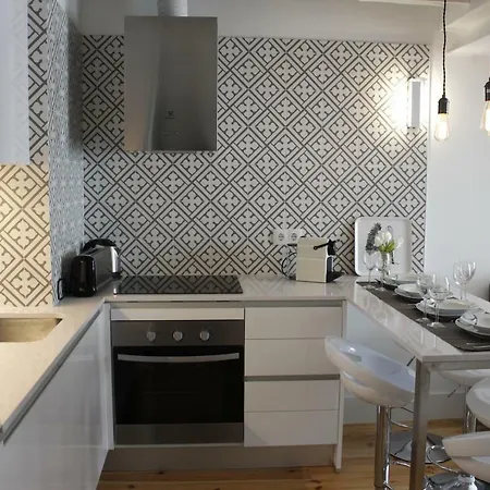 Augusta Street - 4 Esq